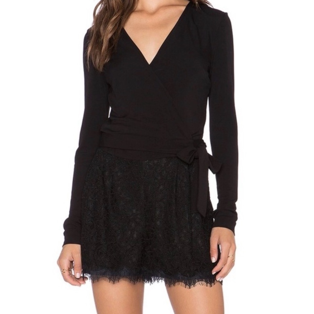 Diane Von Furstenberg Tillie Lace Romper Wrap Long Sleeve Size 2 DVF - Picture 3 of 13